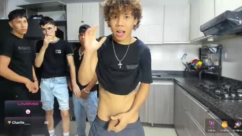 Snapshot of hot_sexmature chatting on October 7, 11:35 pm Vanesa Oliver and Andrew online show from October 7, 11:35 pm