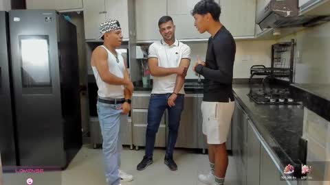 Snapshot of hot_sexmature chatting on November 7, 11:38 pm Vanesa Oliver and Andrew online show from November 7, 11:38 pm