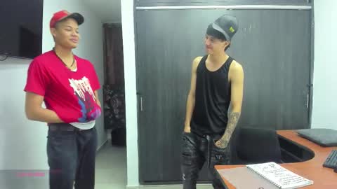 Vanesa Oliver and Andrew online show from December 3, 12:14 pm