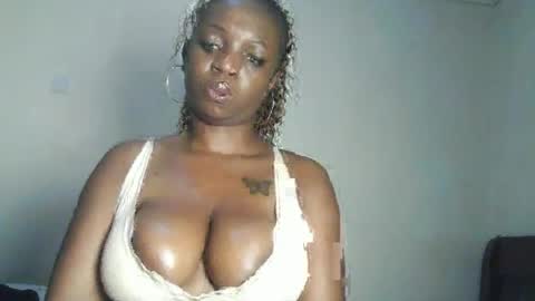 Snapshot of hot_sexxy_baby chatting on July 20, 2:37 am hot_sexxy_baby online show from July 20, 2:37 am