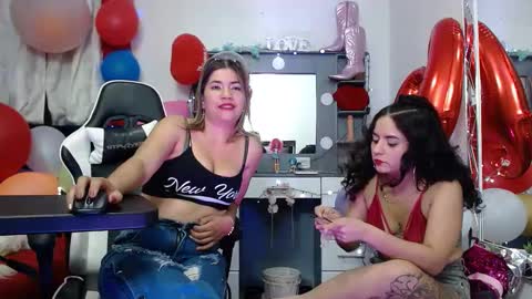 Snapshot of hot_sexy_bunny chatting on February 28, 11:45 pm hot sexy bunny online show from February 28, 11:45 pm