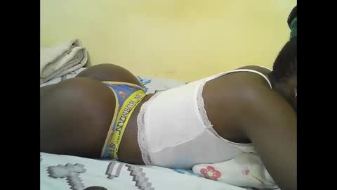 Snapshot of hot_shannia chatting on May 15, 7:48 am hot_shannia online show from May 15, 7:48 am