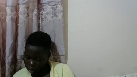 Snapshot of hot_shawrry chatting on February 13, 8:27 am hot_shawrry online show from February 13, 8:27 am