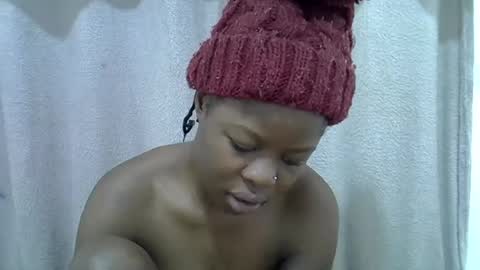 Snapshot of hot_shayla chatting on July 6, 11:29 am esiiii online show from July 6, 11:29 am
