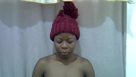 Snapshot of hot_shayla chatting on July 17, 11:39 am esiiii online show from July 17, 11:39 am
