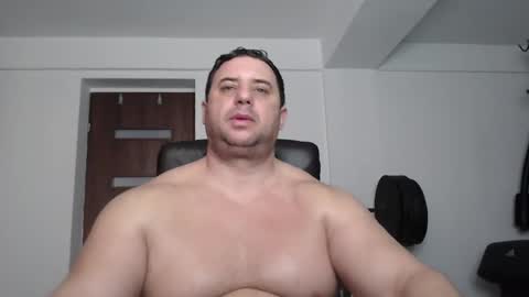 Stefano.. online show from November 2, 5:10 am