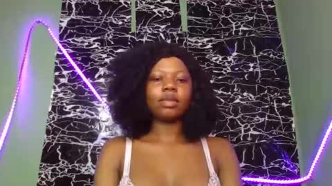 Snapshot of hot_stellaa chatting on January 26, 6:37 pm Stella online show from January 26, 6:37 pm