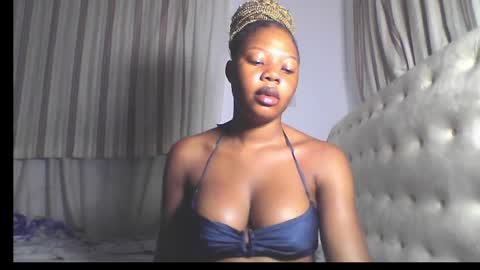 Snapshot of hot_stellaa chatting on June 5, 5:25 am Stella online show from June 5, 5:25 am