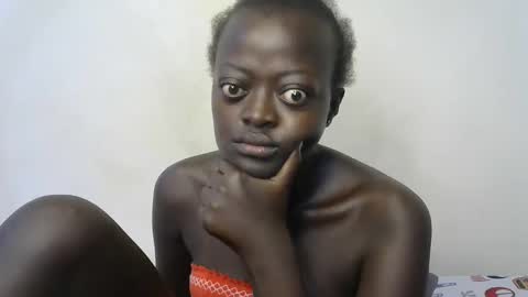 hot_tashaa online show from April 23, 7:05 pm