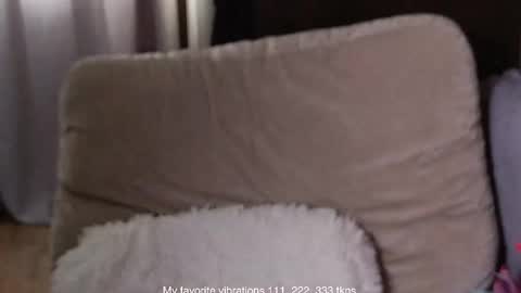 Hot Thumbelina online show from May 12, 4:42 am