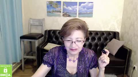 Snapshot of hot_woman04 chatting on December 13, 7:53 pm Sofia online show from December 13, 7:53 pm