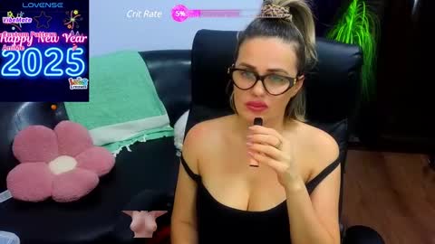 Snapshot of hotanalorena69 chatting on January 25, 8:31 am Lisa online show from January 25, 8:31 am