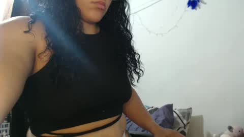 Hot and PowerHOPE U MISS ME online show from December 20, 10:00 pm