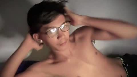 hotasian_jerome online show from February 10, 7:56 am