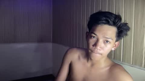 hotasian_jerome online show from April 28, 5:12 am