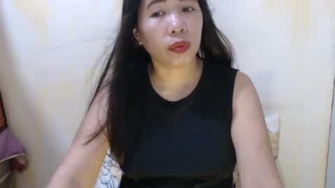 Snapshot of hotasianyue69 chatting on June 21, 3:47 pm hotasianyue69 online show from June 21, 3:47 pm