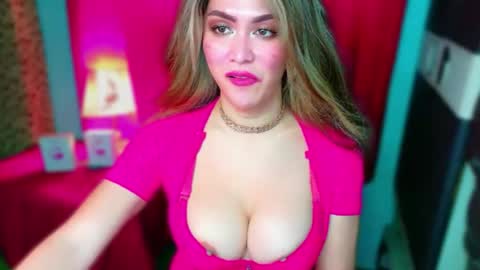 Snapshot of hotbabe_tanya chatting on August 2, 2:43 am T A N Y A online show from August 2, 2:43 am