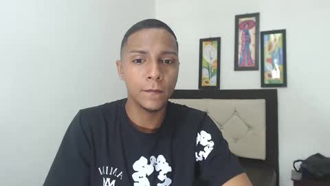 hotboyluxe online show from February 18, 2:51 am