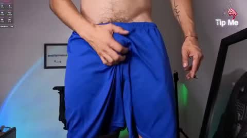 Snapshot of hotboyneon490 chatting on May 9, 4:12 pm Alex Neon online show from May 9, 4:12 pm