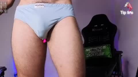 Snapshot of hotboyneon490 chatting on June 15, 1:24 pm Alex Neon online show from June 15, 1:24 pm