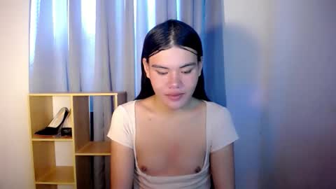 rain online show from December 4, 12:42 am