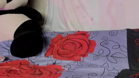 Snapshot of hotcherryxo chatting on March 8, 6:17 am Candy online show from March 8, 6:17 am