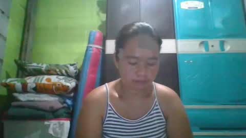 Snapshot of hotchicks4uxx chatting on January 14, 10:23 pm hotchicks4uxx online show from January 14, 10:23 pm