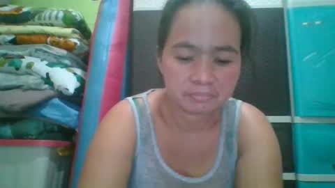 Snapshot of hotchicks4uxx chatting on January 31, 3:41 am hotchicks4uxx online show from January 31, 3:41 am