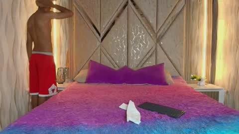 hotcouple_222 online show from February 5, 7:24 am