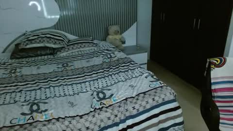 hotcouplexx11 online show from March 5, 1:56 am