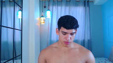 Hussain   aaron and Ekko online show from November 21, 1:10 pm