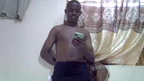 Snapshot of hotcum256 chatting on May 20, 7:36 am hotcum256 online show from May 20, 7:36 am