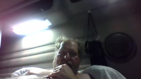 Snapshot of hotdad10 chatting on March 31, 1:00 pm hotdad10 online show from March 31, 1:00 pm