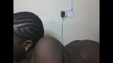 EBBY online show from December 30, 10:12 pm