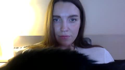 effy online show from March 3, 5:42 am