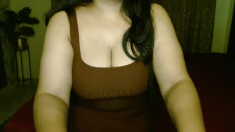 Snapshot of hoteliza6 chatting on April 16, 10:45 pm Eliza i dont show face in any show online show from April 16, 10:45 pm