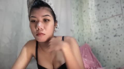Snapshot of hotestpinayxxx chatting on May 23, 4:39 am hotestpinayxxx online show from May 23, 4:39 am