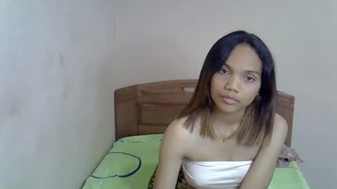 hotfabi01 online show from October 4, 6:33 am