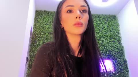 hotfallingdevil online show from January 17, 5:34 am