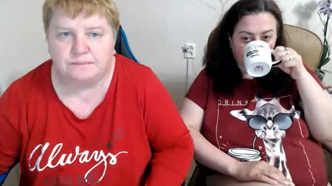 Snapshot of hotfiremommy chatting on June 5, 8:25 pm LimonkaFire online show from June 5, 8:25 pm