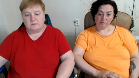 Snapshot of hotfiremommy chatting on June 14, 7:49 pm LimonkaFire online show from June 14, 7:49 pm