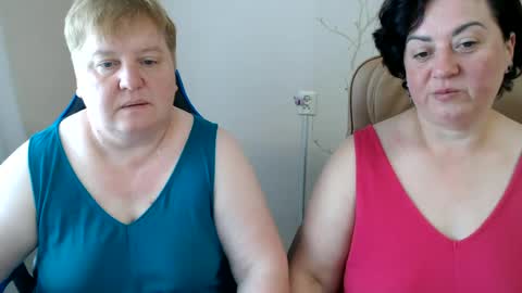 Snapshot of hotfiremommy chatting on June 18, 9:14 am LimonkaFire online show from June 18, 9:14 am
