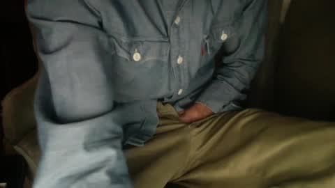 Snapshot of hotfrenchdadd chatting on January 11, 10:51 am hotfrenchdadd online show from January 11, 10:51 am