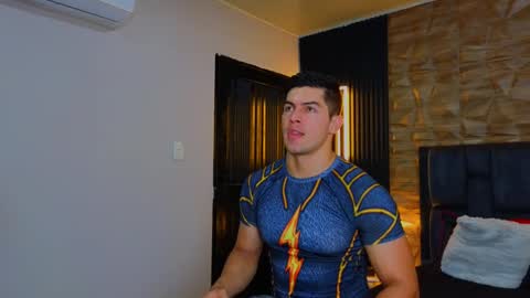 felipe  marcello online show from February 13, 10:54 pm