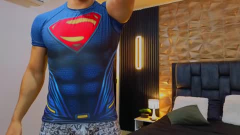 felipe  marcello online show from February 17, 7:31 pm