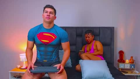 Snapshot of hotfuckers4uu chatting on May 8, 2:22 pm felipe marcello online show from May 8, 2:22 pm