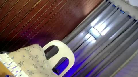 hotfucking_queen1111 online show from May 2, 7:24 am