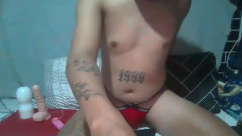 Snapshot of hotgayxx99 chatting on January 13, 1:11 am hotgayxx99 online show from January 13, 1:11 am