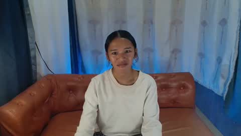 hotgirlronaxx online show from March 15, 9:10 pm