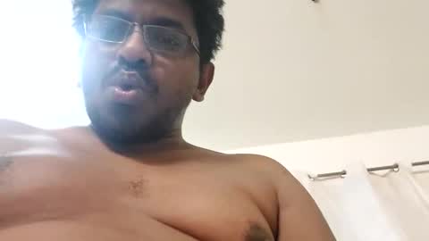 Snapshot of hotgluteus4321 chatting on May 15, 9:00 pm hotgluteus4321 online show from May 15, 9:00 pm